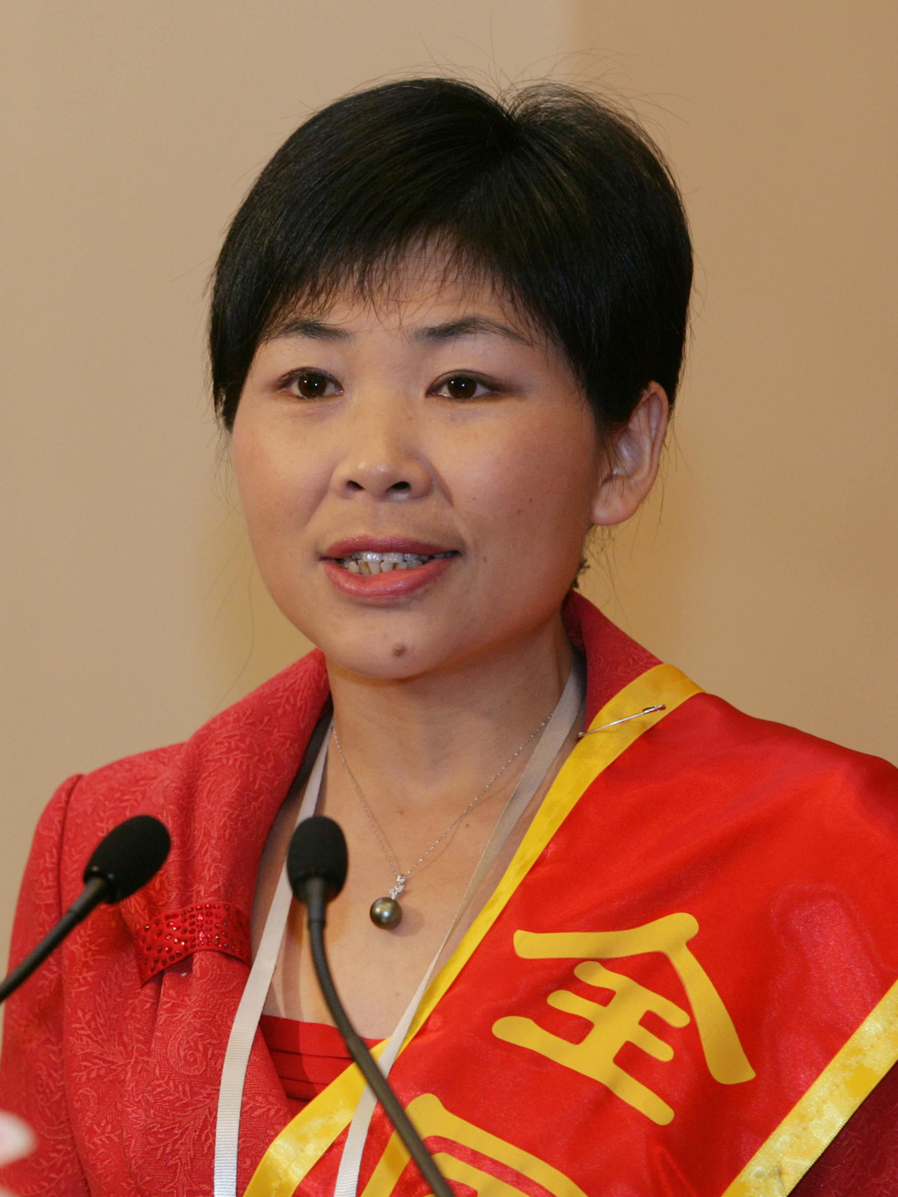黄丽君